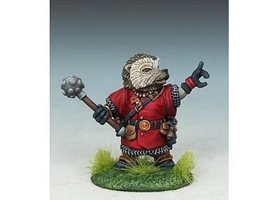 Critters: Hedgehog Cleric with Mace 