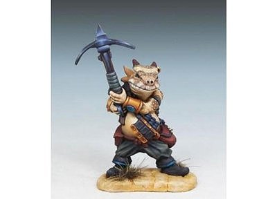 Critters: Horned Toad Assassin with Crossbow 