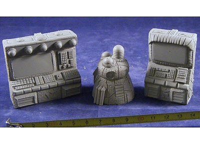 コンピューターバンク＆ホログラフィック・プロジェクター 