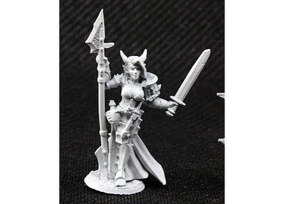 03811: S'Kara, Female Skoli Warrior 