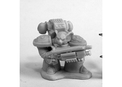 80083: Space Mousling Looking Right 