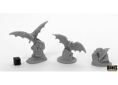 44040 Giant Bats (3) 