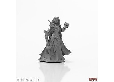 03980 Dark Elf Priestess 