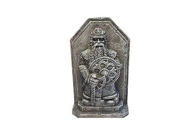Dwarf statue 