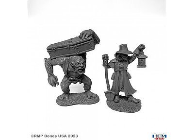 30113 Townsfolk: Gravedigger and Henchman 